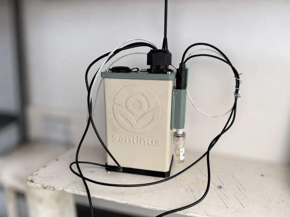 Station mobile SentiAqua et sondes raccordées